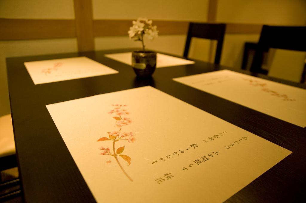 Mikasa Hotel Nara Bagian luar foto