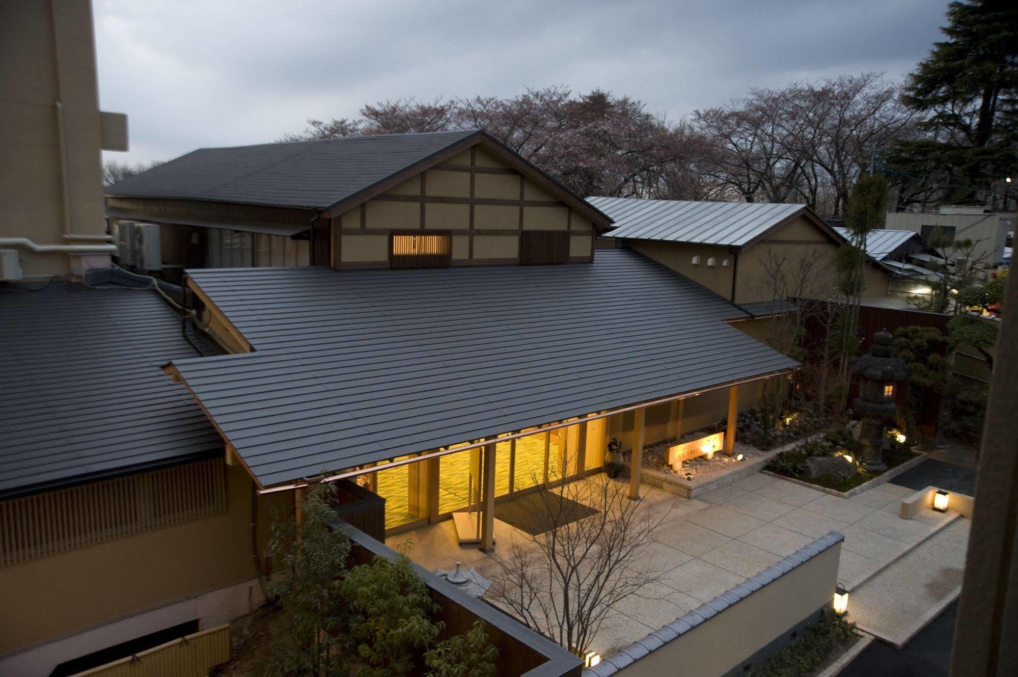 Mikasa Hotel Nara Bagian luar foto
