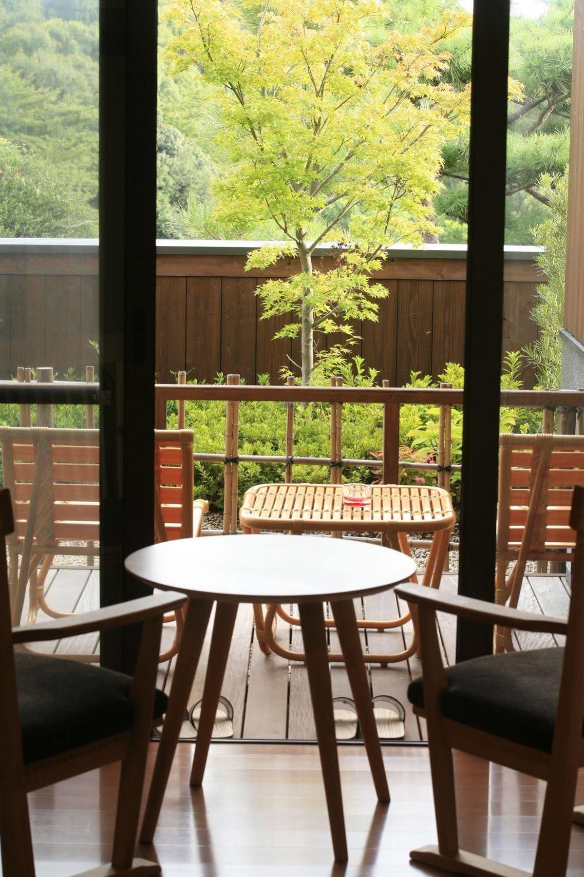 Mikasa Hotel Nara Bagian luar foto